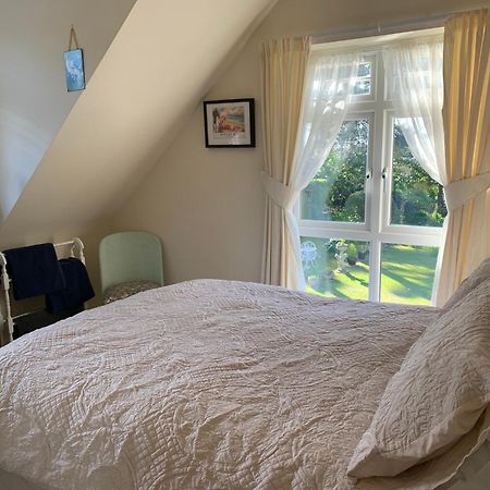 Heatherdene House Corfe Mullen Buitenkant foto
