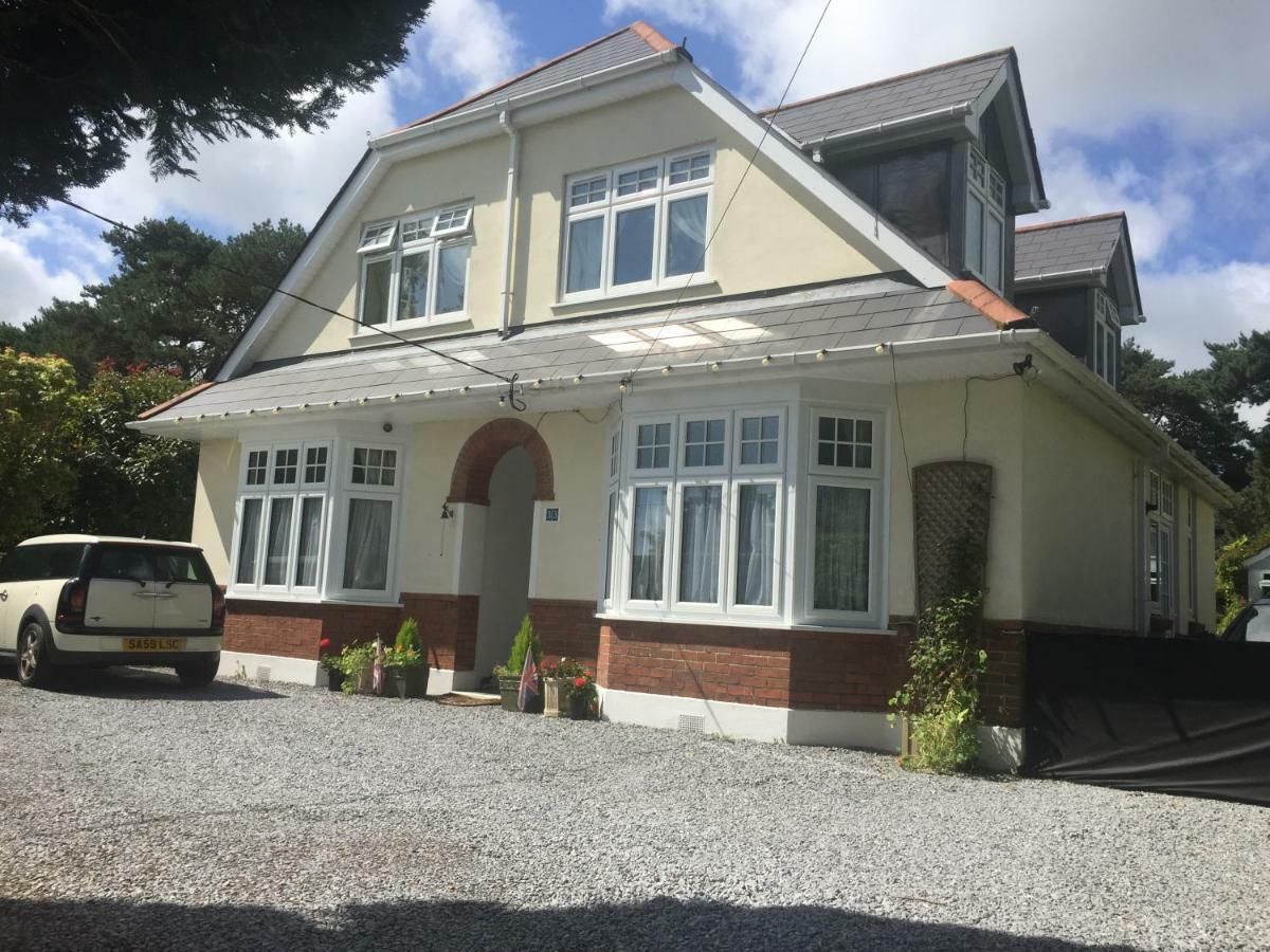 Heatherdene House Corfe Mullen Buitenkant foto