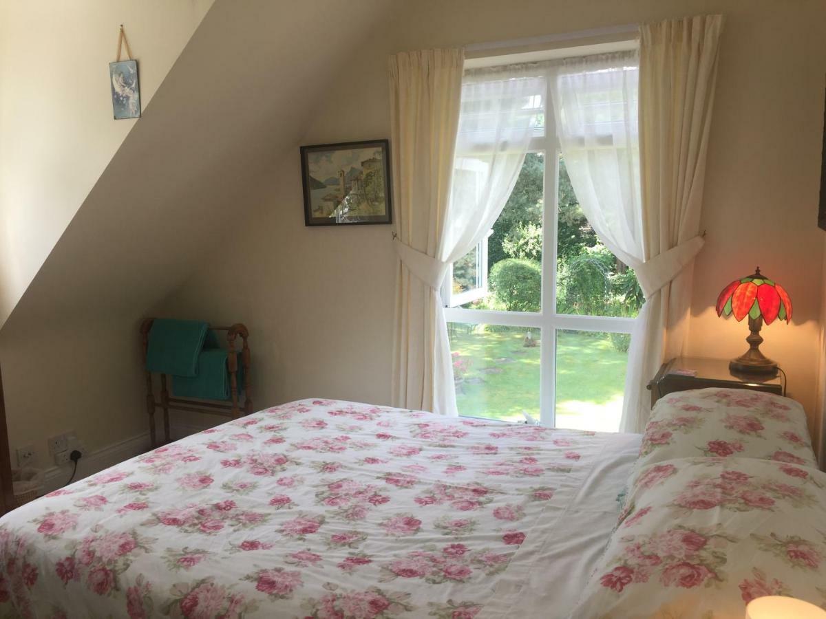 Heatherdene House Corfe Mullen Buitenkant foto