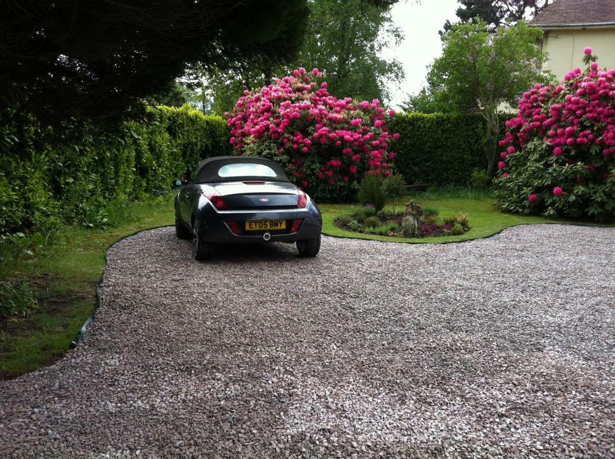 Heatherdene House Corfe Mullen Buitenkant foto